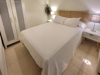 Beach Bungalow Port,free parking - Estepona - 2