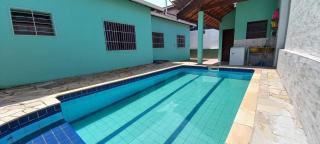Casa com piscina á cinco minutos da praia com vaga para 3 carros - 3
