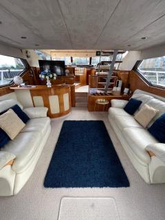 SUPERYACHT ON 5 STAR OCEAN VILLAGE MARINA, SOUTHAMPTON - minutes away from city centre and cruise terminals - free parking included - 8