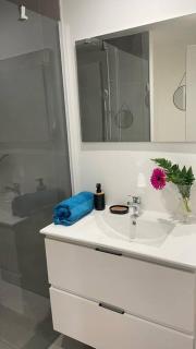 F1 standing vue mer Anse Vata - 6