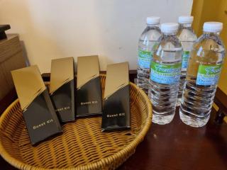 Warm Time Cabin 2BR Condo Unit - Dumaguete - 3