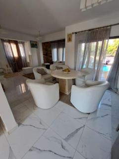 Villa Jasmine in Empa, Paphos - 3