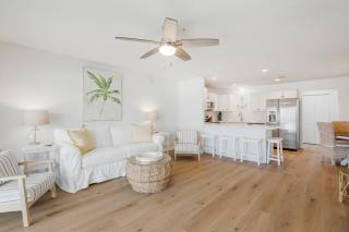 Sand Buckets Unit C, Ocean View Beach Townhouse - Mexico Beach - 0