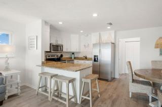 Sand Buckets Unit D, Ocean View Beach Townhouse - Mexico Beach - 5