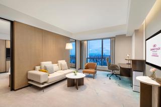 Crowne Plaza Shanghai Jinxiu by IHG - 8