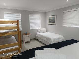 Hill 60 Cottages - 8