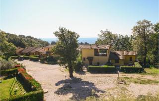 Nice Apartment In Monteverdi Marittimo - 1