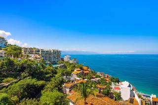 Stunning Views~2 Min-Romantic Zone~Free Transport~ - Puerto Vallarta - 7