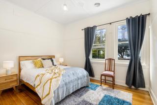 Waterfront Home by Short & Long Stays - Geelong - 0