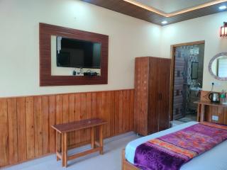 Kaafal hotel & restaurant - Dhanaulti - 3