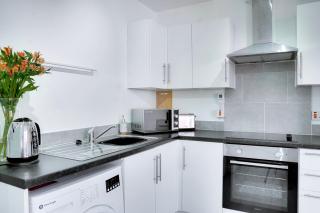 Modern 2 bedroom flat - 15 minutes to Liverpool - Birkenhead - 4