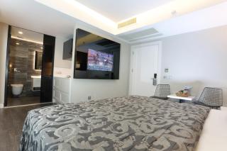 Riva Hotel Alsancak - 4