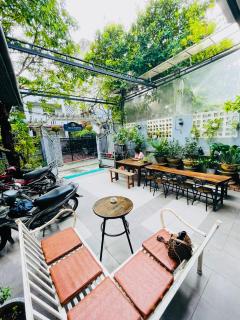 SHARK HOSTEL - Hue - 2