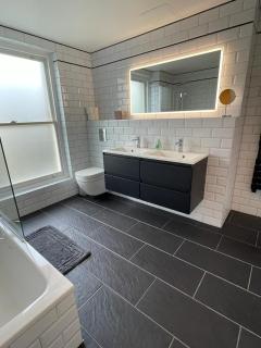 Luxury Apartment in Belsize Park - 1