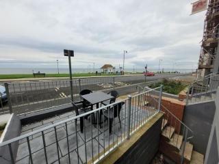 Sandbeck Apartments, Beach Haven - Whitby - 2