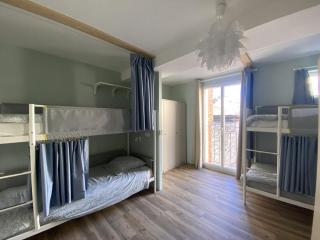 Bohobos Hostel - Antibes - 2
