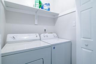 Newly Renovated Downtown Apartment in the Historic District, Quiet Street! - Mobile - 5