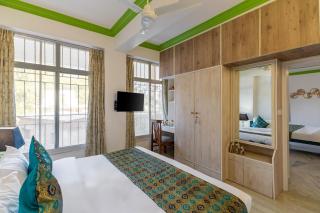 The Grandeur Suite in a Lakefront Luxury Villa - 3