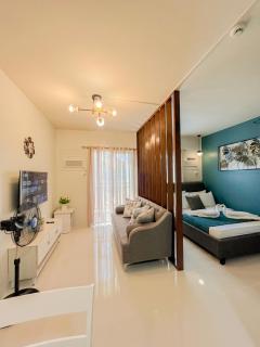 2 Bedroom and Studio Apartments with Private Pool and Gym in Vista Manors Verdant - 0
