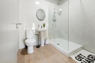 Brand New 1-Bed Flat With Free Parking - Nottingham - 6