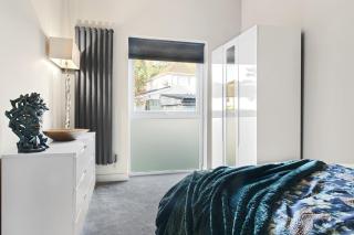 Brand New 1-Bed Flat Steps from Clifton NTU Campus - 5