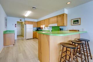 Ocean-View Condo Walk to Windy Hill Beach! - Myrtle Beach - 8