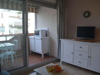 Studio cabine à St-Raphaël avec terrasse et parking, à 100m de la plage - FR-1-226A-23 - Saint-Raphaël - 7