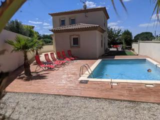 Charmante villa d.Architecte 200m2 à 20 min de la mer - Saint-Geniès-de-Fontedit - 0