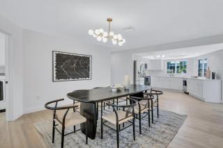 Serene Pool & Spa Home near Beaches & Downtown - Fort Myers - 5