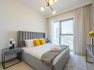 Captivating 1Br in Downtown Views II - Dubai - 7