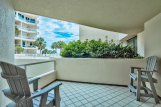 East Pass Towers 111 - Fabulous Studio on Holiday Isle - Destin - 9