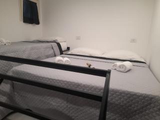 Lux House Naples Airport - Naples - 2