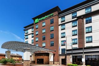 Holiday Inn Hotel & Suites Tulsa South by IHG - Tulsa - 8