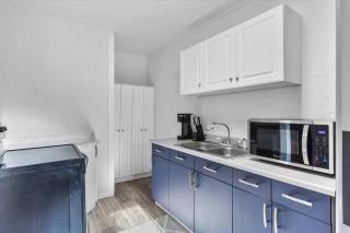 214: Lovely fully furnished 1 bedroom! - Billings - 4