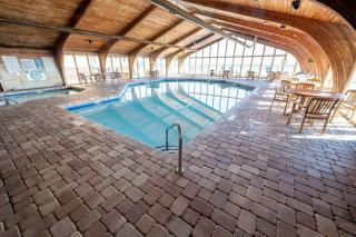 NEW Ocean Annie's Oceanview Studio Heated Pools! - 3