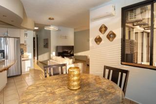 Claje Sunset! Beachfront condo at Victoria del Mar 1E - Corcega - 5