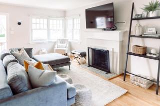Oasis East Sac Charming Home with Saltwater Pool and Casita - Sacramento - 2
