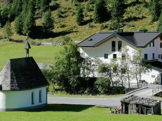 Haus Larcher Appartment - Sankt Leonhard im Pitztal - 0