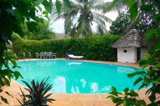 Villas Dora and Holly - Diani Beach - 4