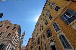 Piccola Piazza Della Libertà - Rom - 9