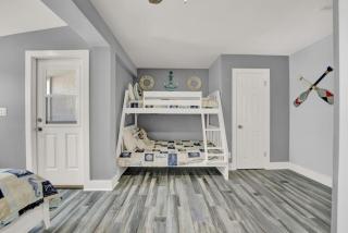 Dog friendly 2 BR townhome with hot tub and walking distance to beach - Panama City Beach - 7