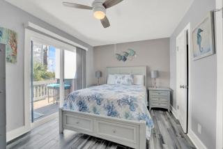 Dog friendly 2 BR townhome with hot tub and walking distance to beach - Panama City Beach - 4