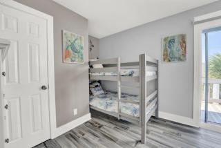 Dog friendly 2 BR townhome with hot tub and walking distance to beach - Panama City Beach - 2