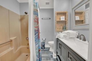 Dog friendly 2 BR townhome with hot tub and walking distance to beach - Panama City Beach - 1