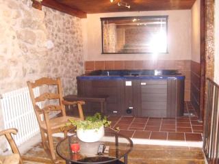 Casa Rural con Jacuzzi Taberna del Tio Pedro - Cabañas de Polendos - 6