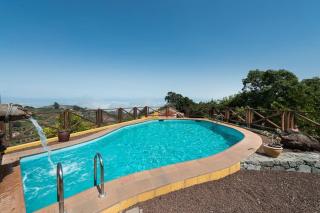 Lavish holiday home in Moya with whirlpool - Moya - 0
