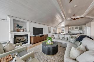 Henderson Haus - Is a Fabulous 3BR Townhome in Destin - 7