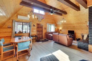 Decks and Fire Pit Rustic-Modern Overgaard Cabin! - Overgaard - 5