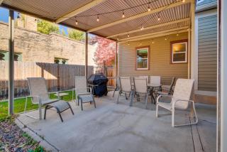 Charming Getaway, Walk to Windsor Lake and Downtown! - Windsor - 7