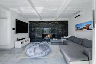 Palm Springs Luxury Home With Pool and Next to Downtown & Airport - Palm Springs - 1